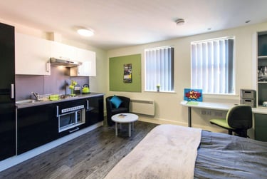 1 bed flat, 17-23 High Street, City Centre, Bangor, LL571NP - Image 4
